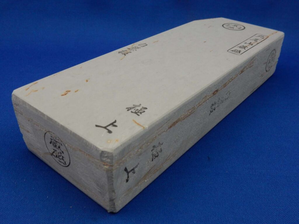白巣板