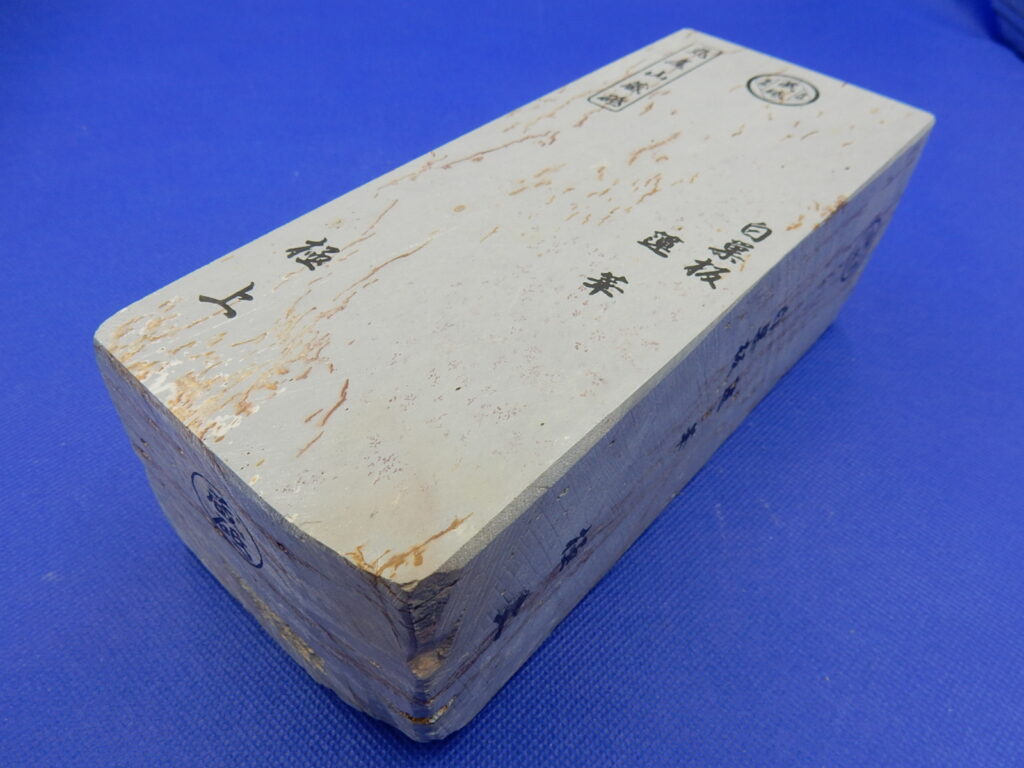 白巣板蓮華
