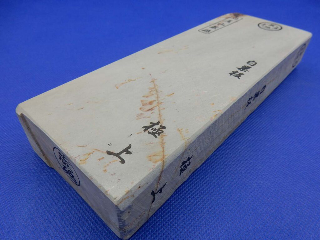 白巣板