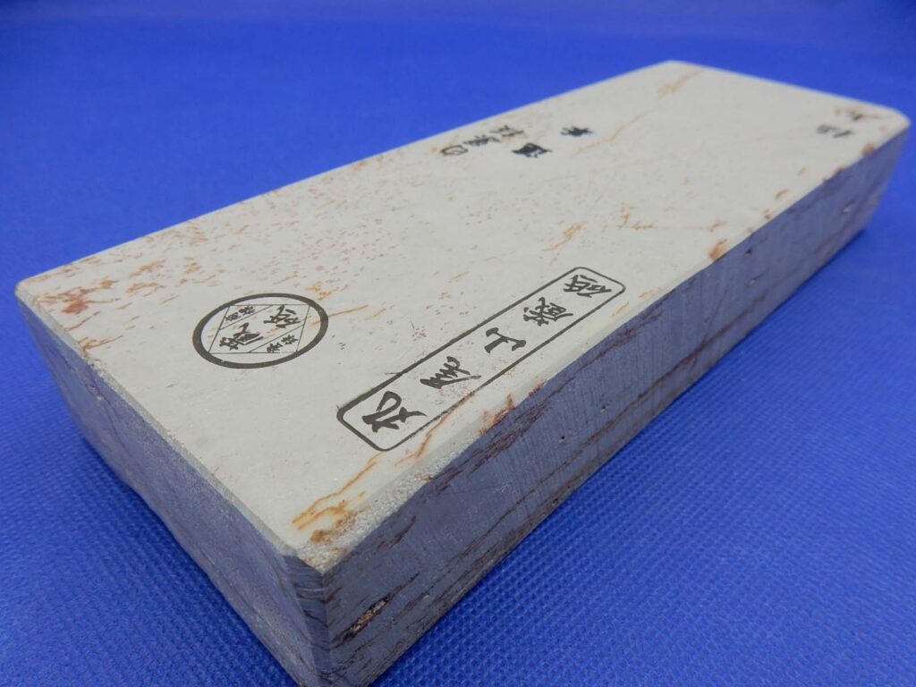 白巣板蓮華