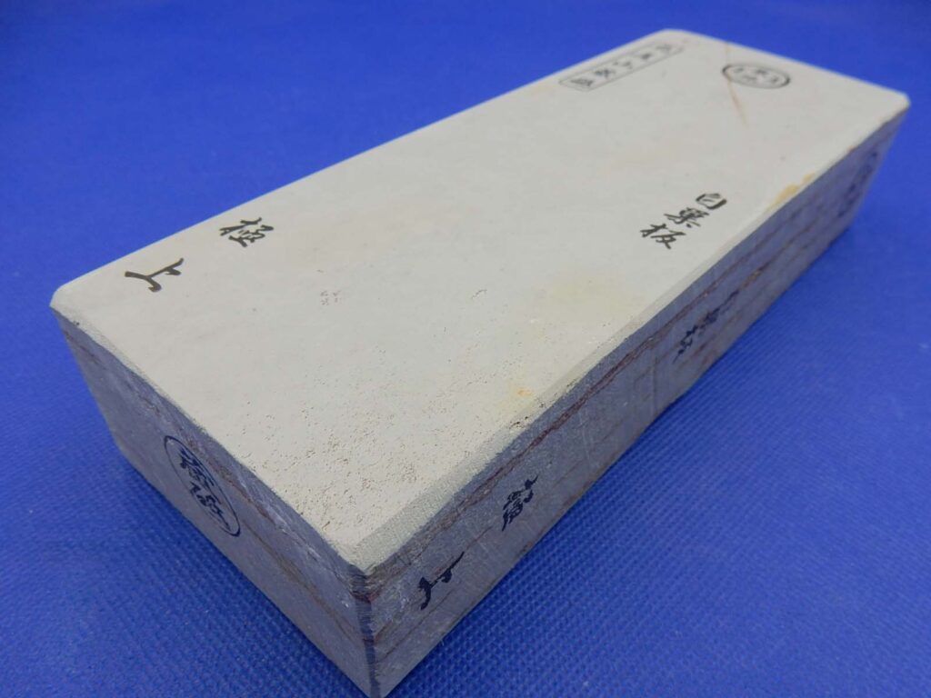 白巣板
