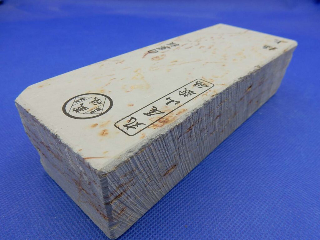 白巣板