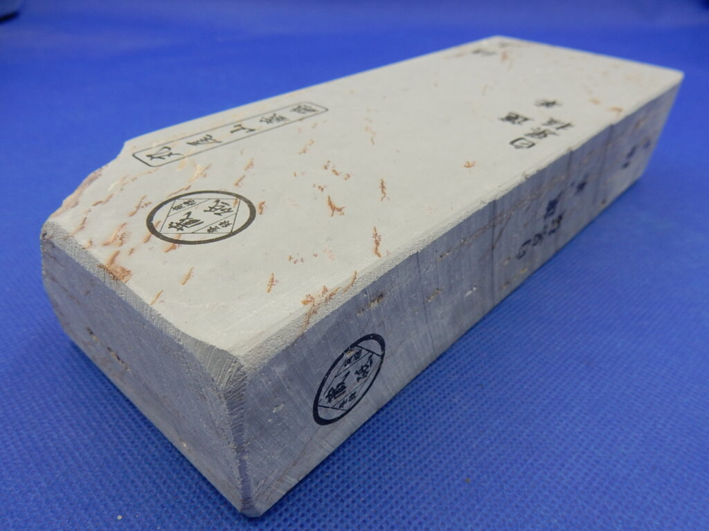 白巣板蓮華