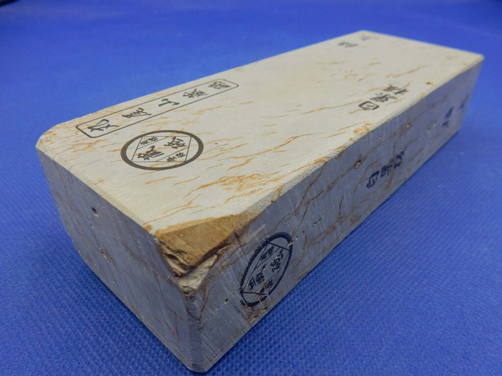 白巣板