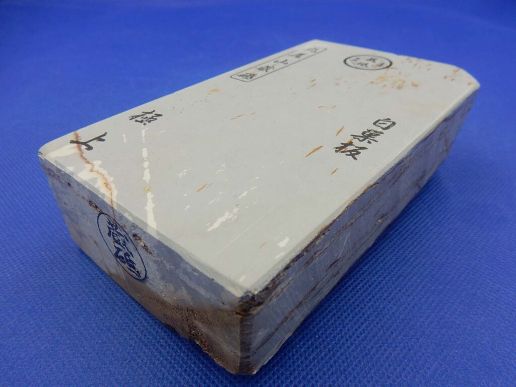 白巣板