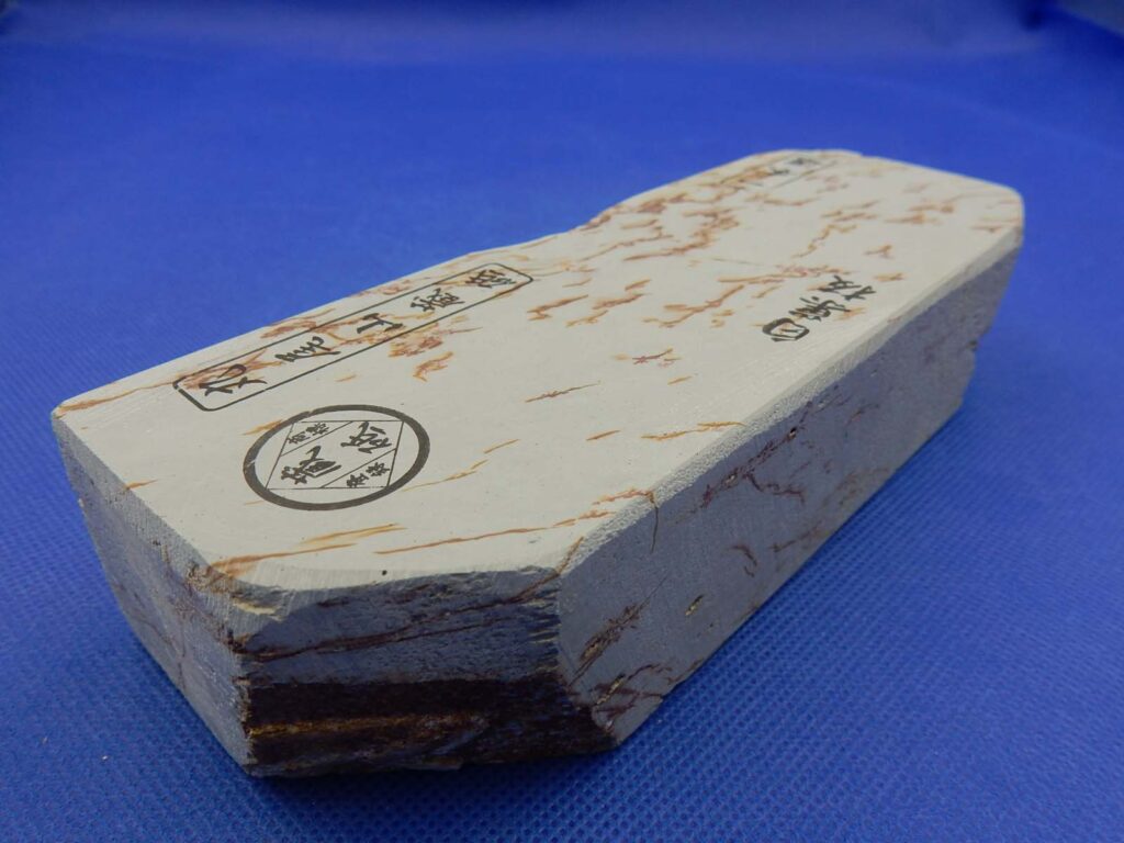 白巣板