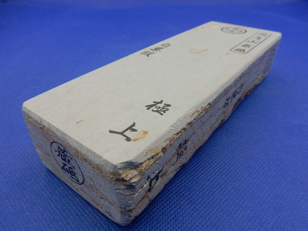 白巣板