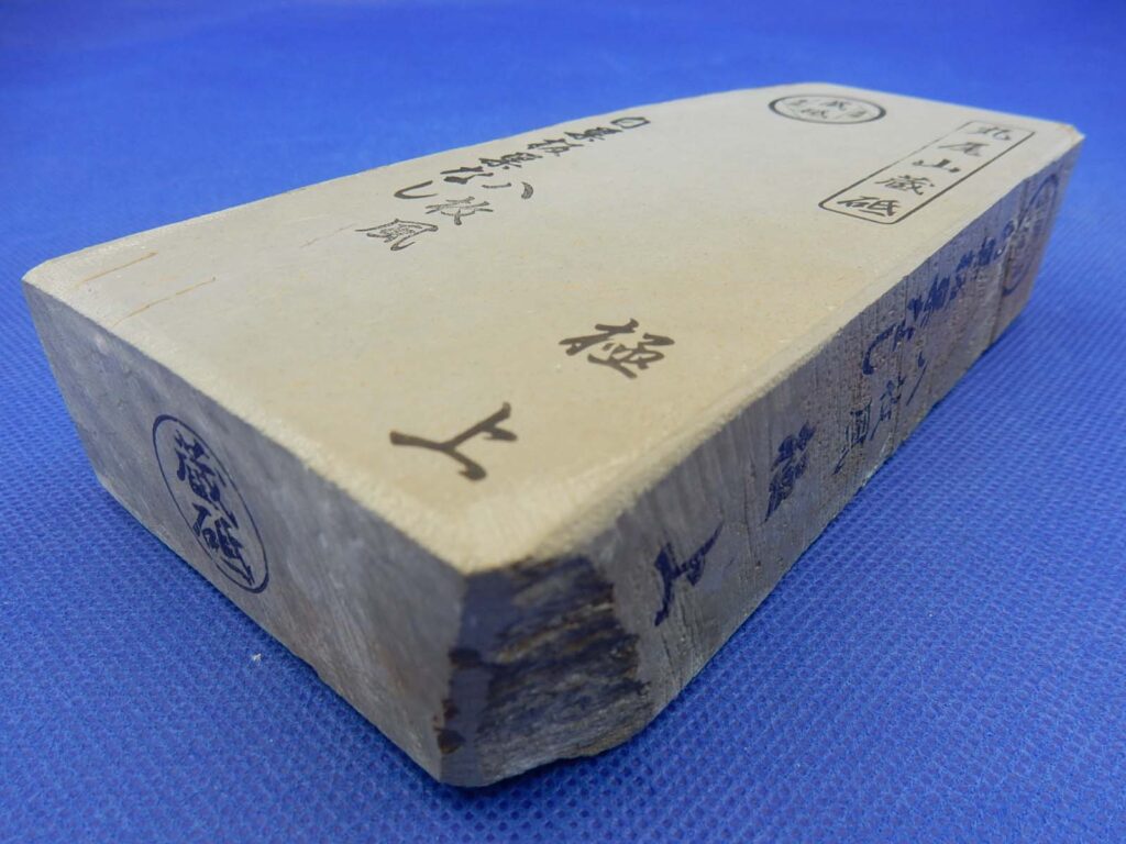 白巣板巣なし八枚風