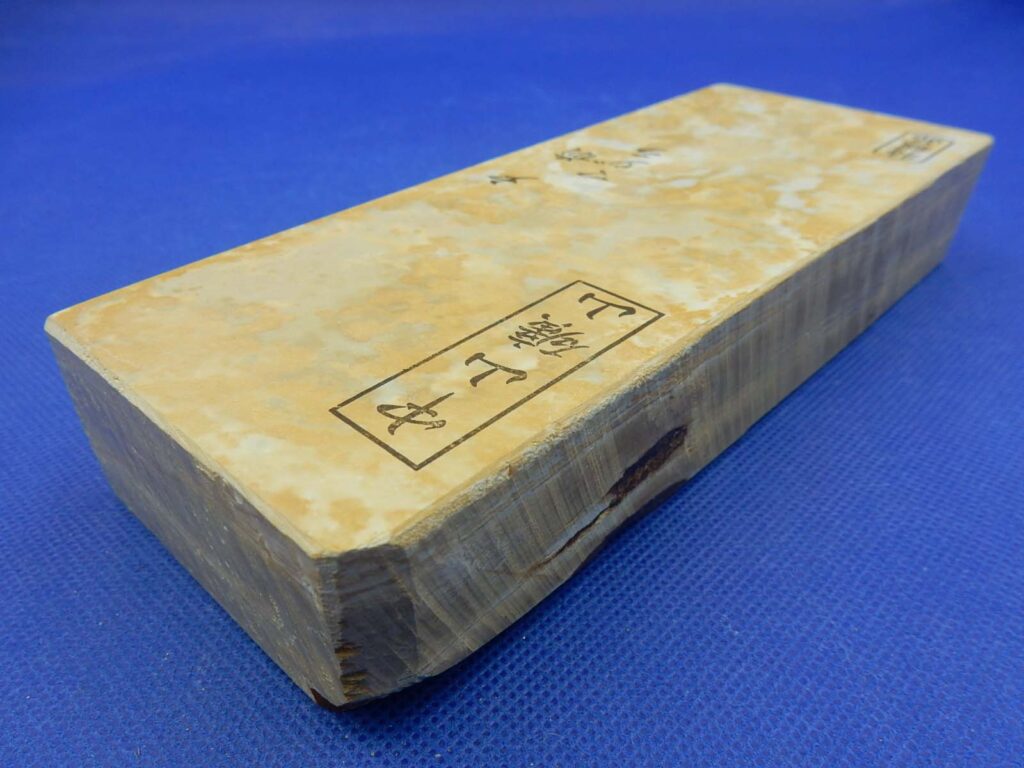 中山戸前マダラ