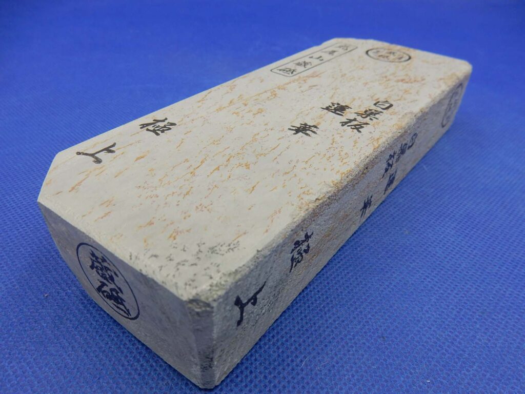 白巣板蓮華